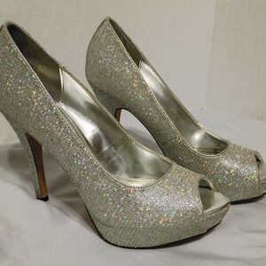 Worthington Silver Sparkle Peep-Toe Heels Statement Heels City Chic 8.5